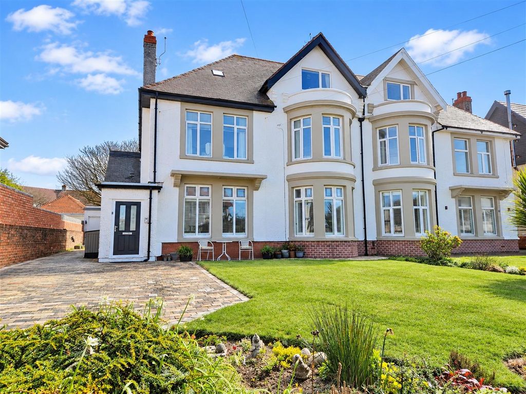 Property photo 1 of 21 d40c4705-84c0-4202-Bd6A-052009896c80.Png
