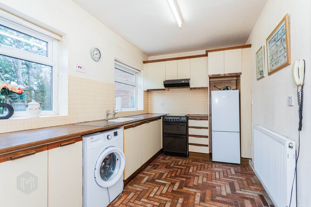 Property photo 3 of 15 Picture No. 05