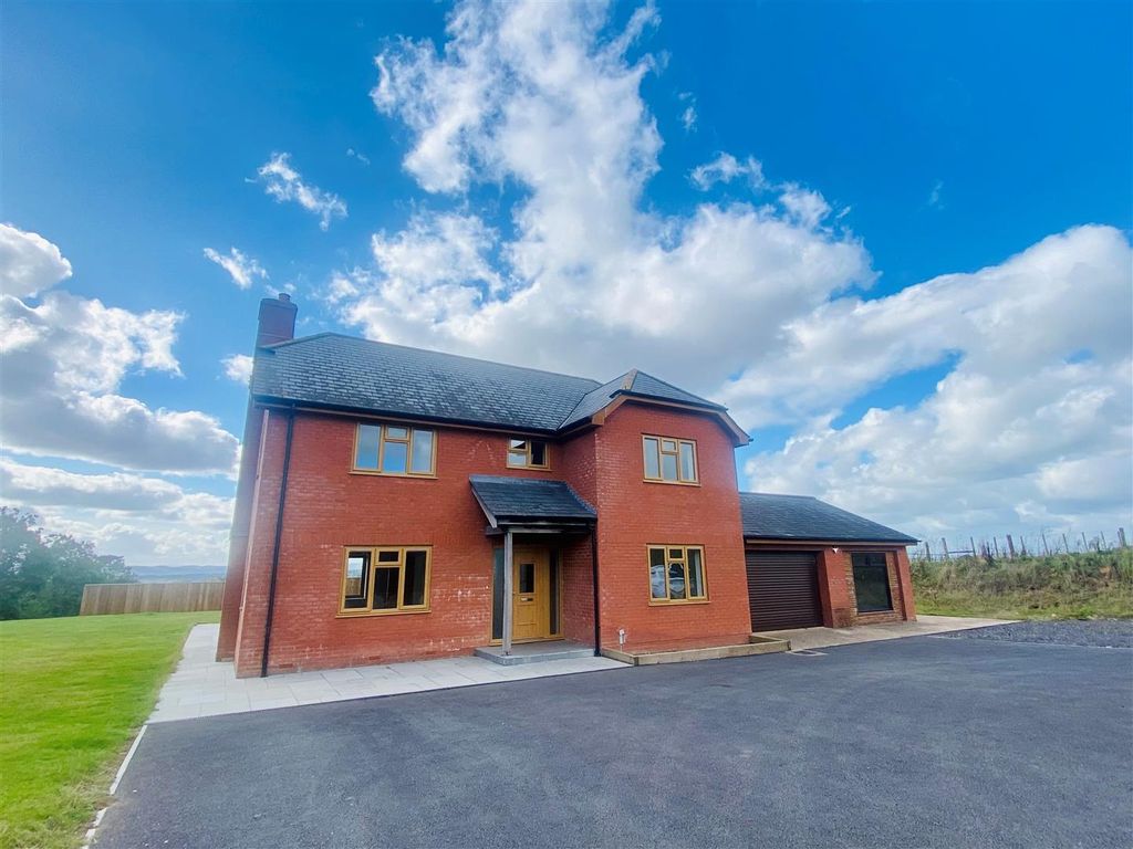 Property photo 1 of 19 External Greendale.Jpg