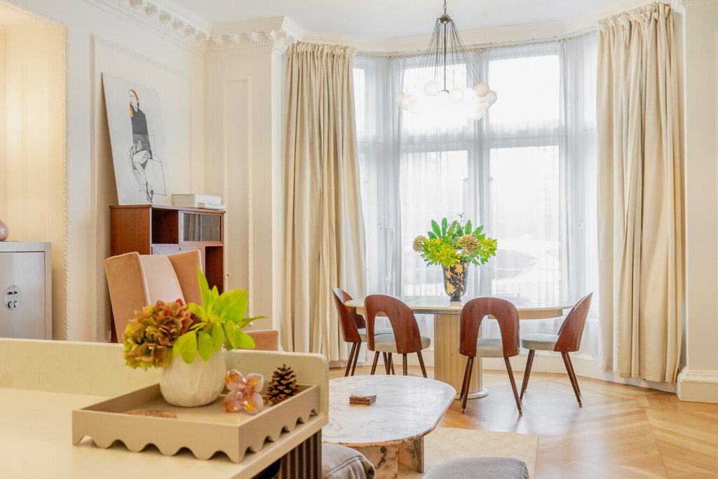 Property photo 3 of 18 Picture No. 09