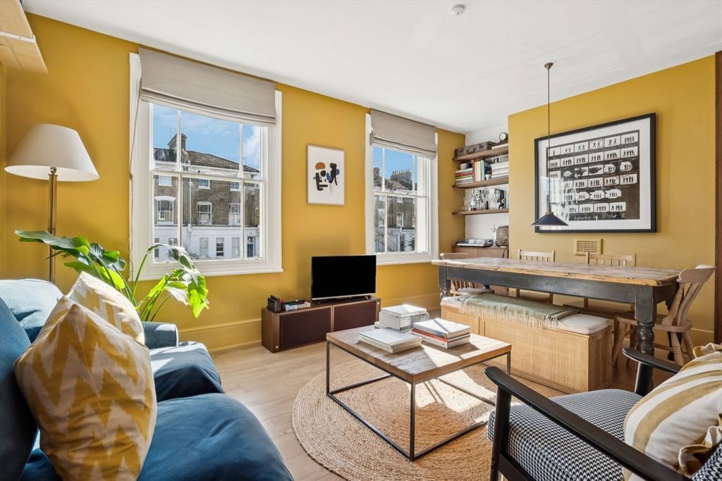 Property photo 2 of 24