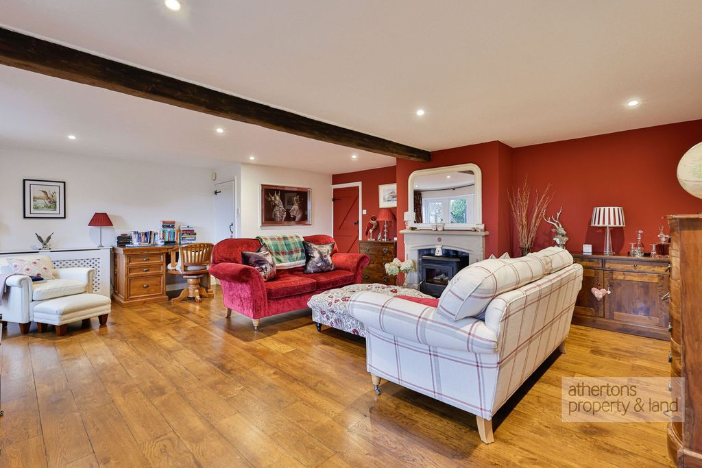 Property photo 2 of 42