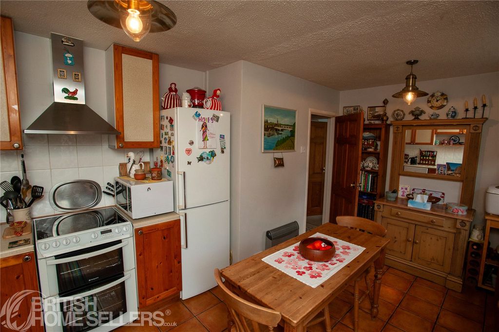 Property photo 3 of 16 Picture No. 19