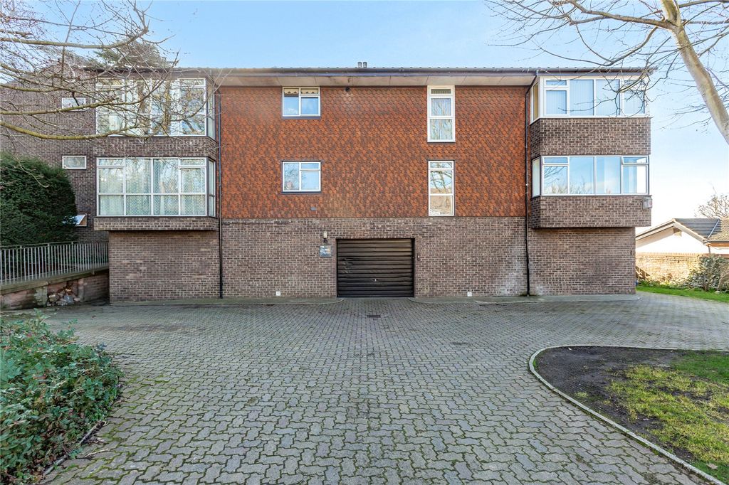 Property photo 2 of 16 Front