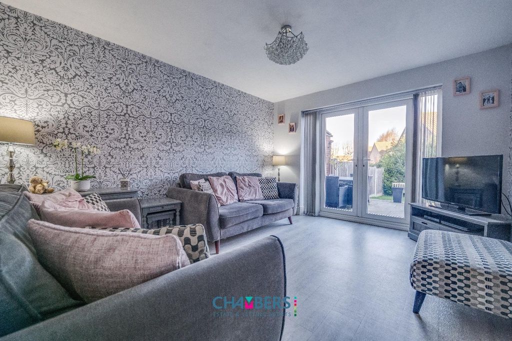 Property photo 2 of 29 Lounge