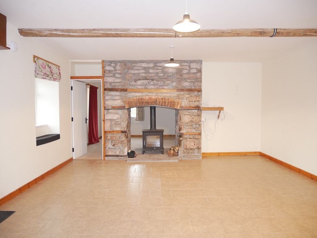 Property photo 3 of 17 Not Specified