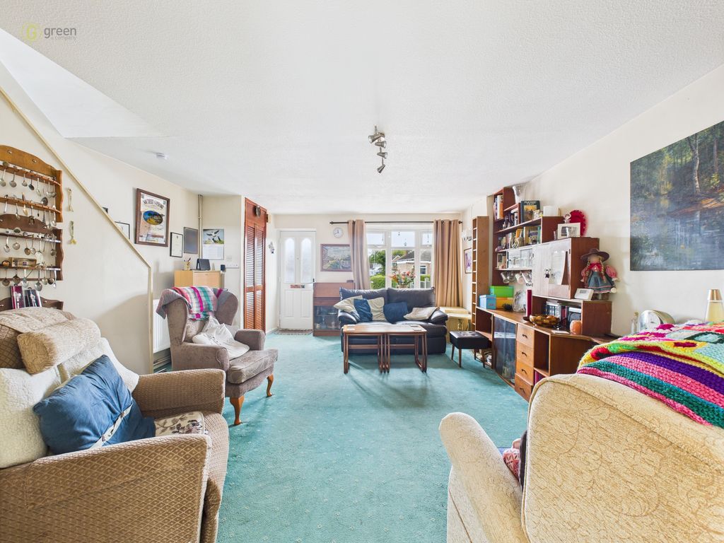 Property photo 3 of 17