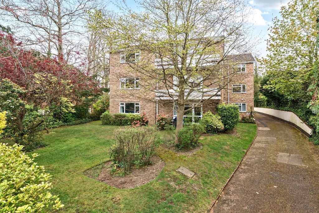 Property photo 1 of 16 Picture No. 24