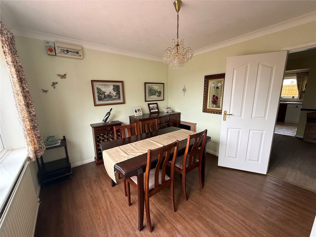 Property photo 2 of 16 Picture No. 08