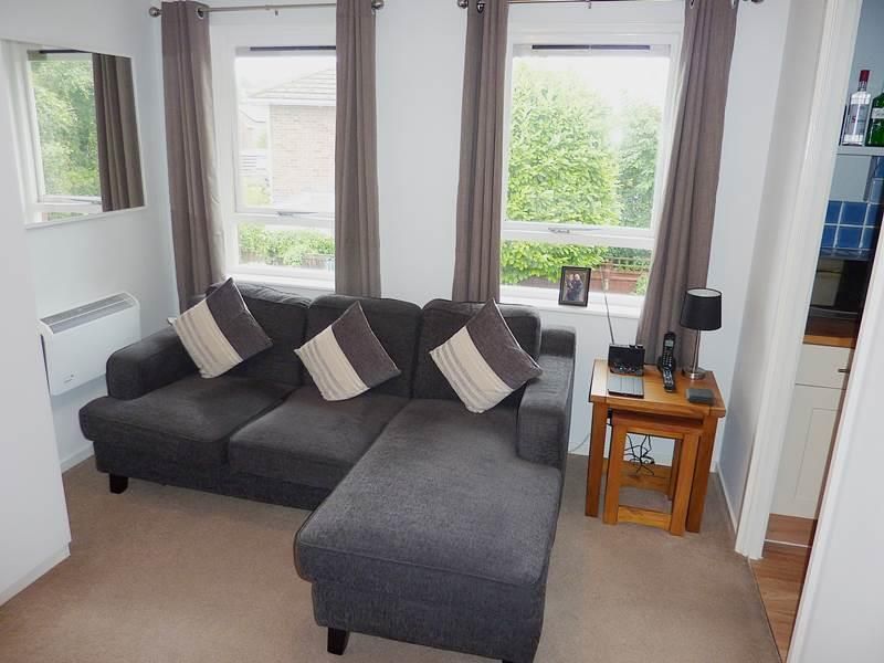 Property photo 3 of 9 Studio1.Jpg