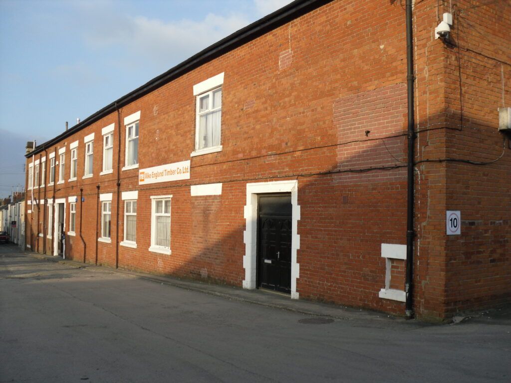 Property photo 2 of 8