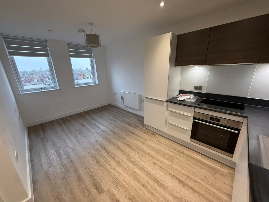 Property photo 2 of 4