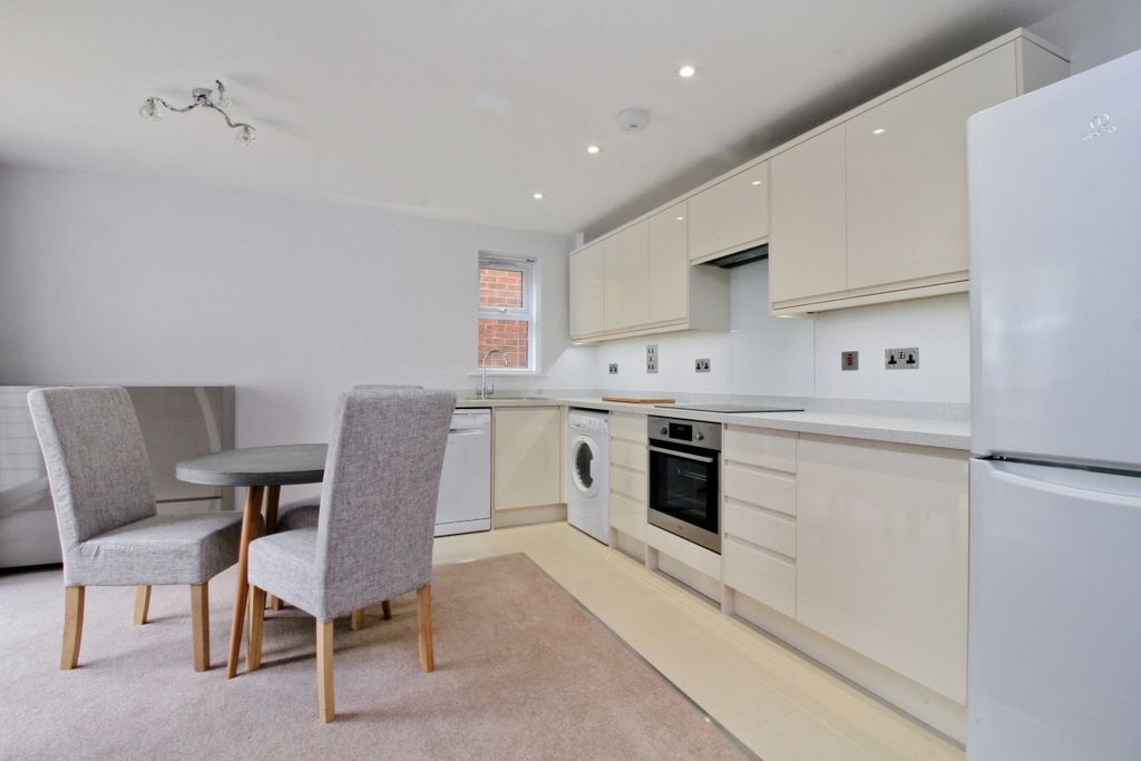 Property photo 1 of 6 Img_9449