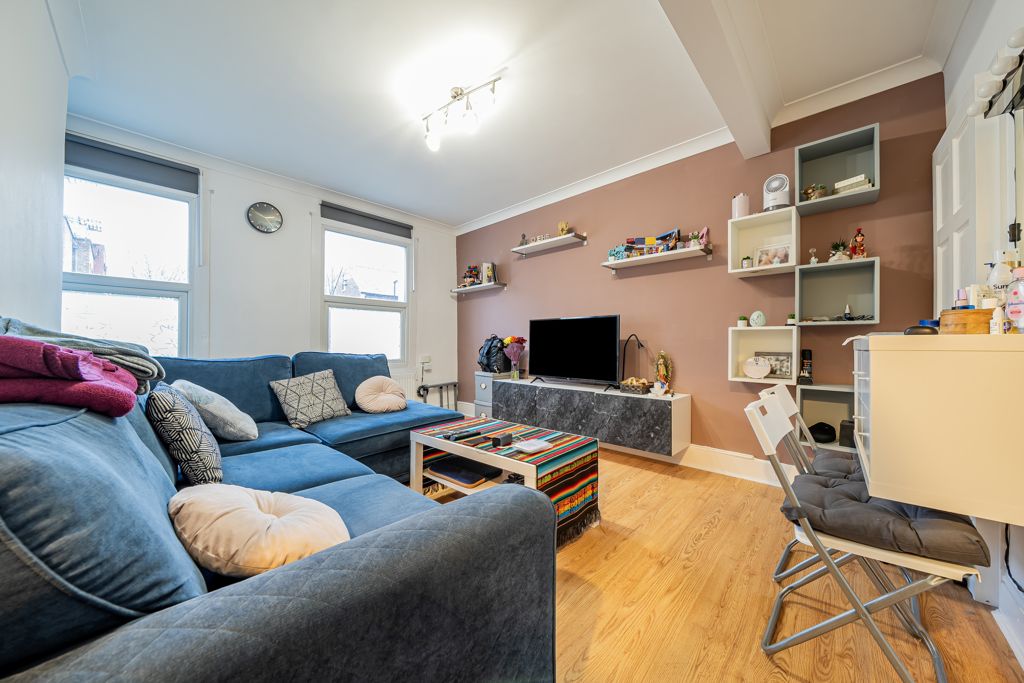 Property photo 2 of 7 Photo 2