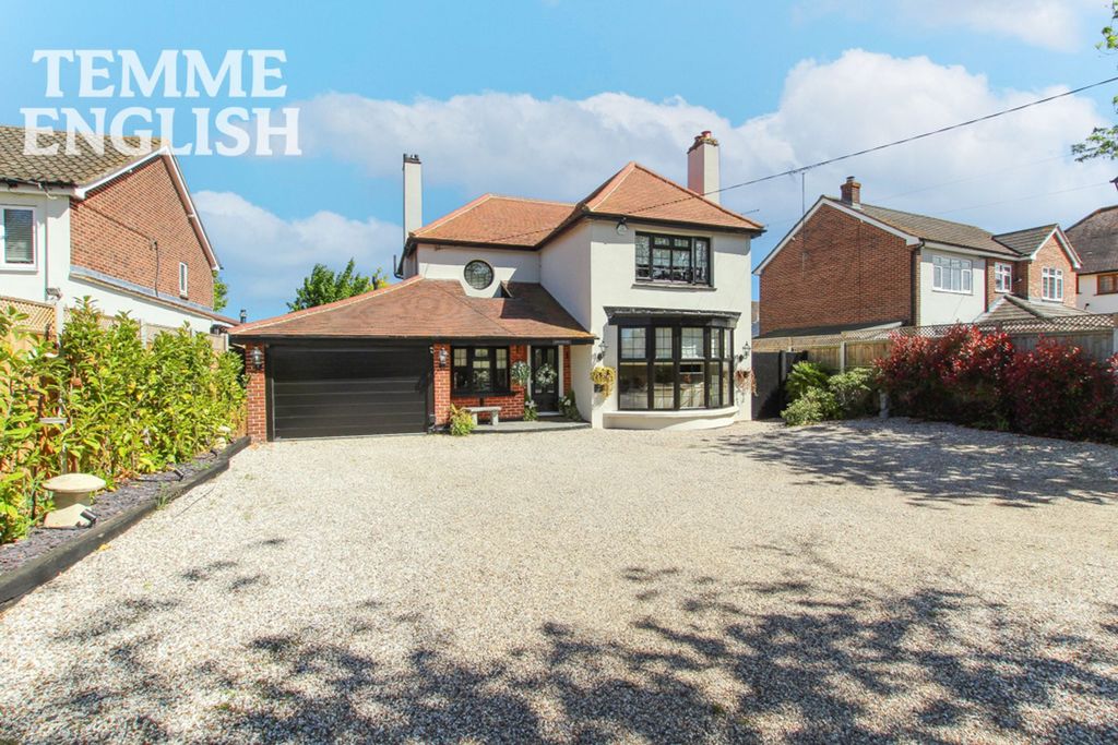 Property photo 1 of 39
