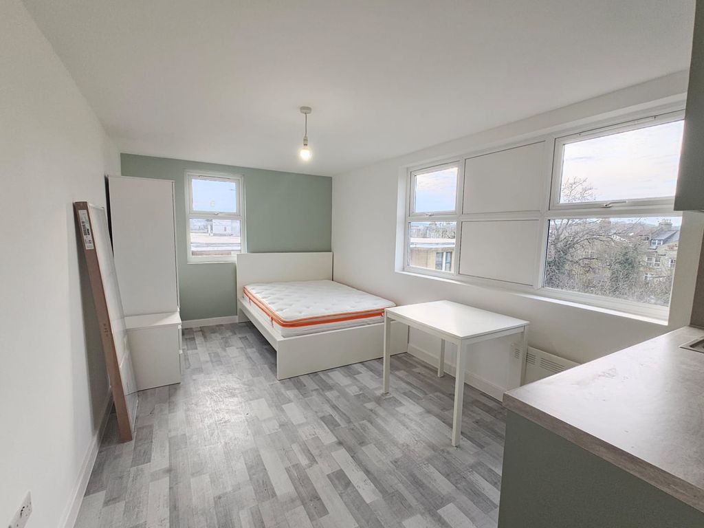 Property photo 1 of 4