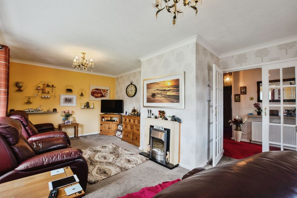 Property photo 2 of 19