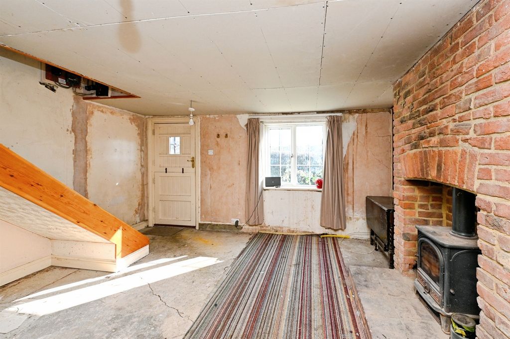 Property photo 3 of 14