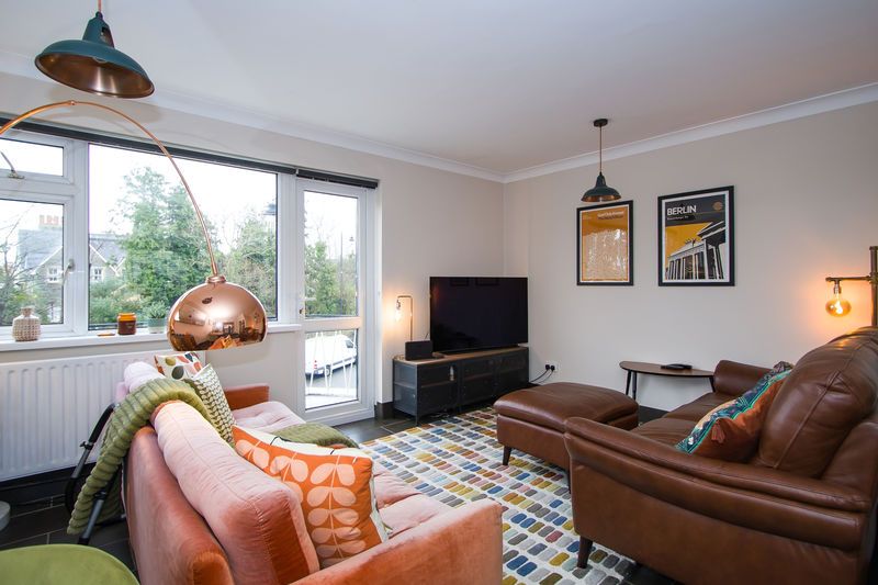 Additional image 6 of 2 bed flat for saleAlbany Court, Beach Road, Penarth CF64