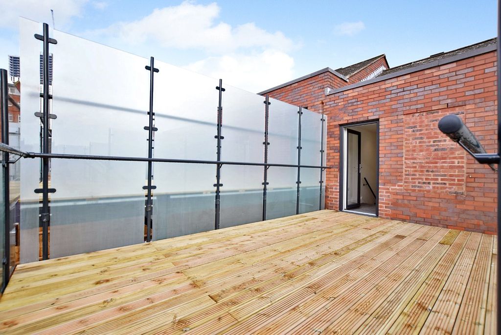 Property photo 3 of 12 Picture No. 28