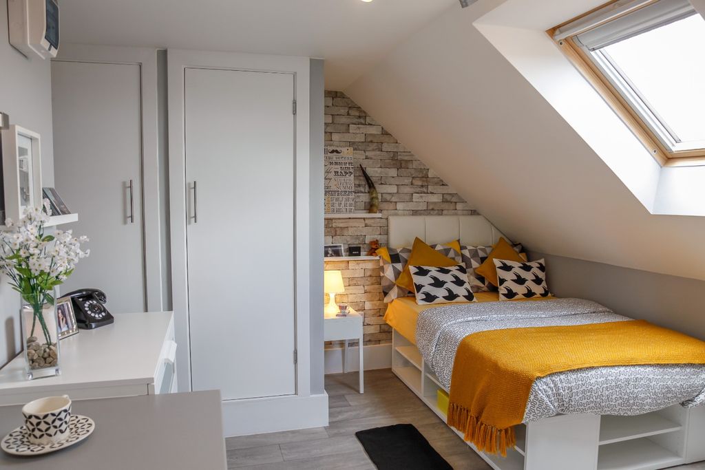 Property photo 1 of 11 5076410