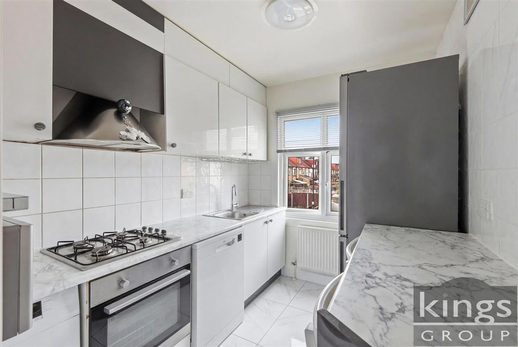 Property photo 3 of 12 Kitchen