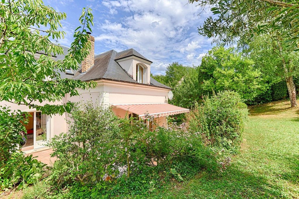 Property photo 1 of 15 House In L'étang-La-Ville, 7 Rooms, 231 Sq m