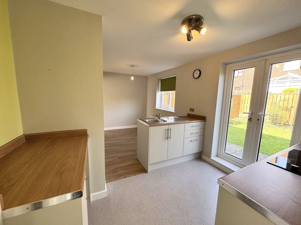 Property photo 3 of 14 60F9d7Bb-0Ead-41B9-97A8-c8c8Fd281A38