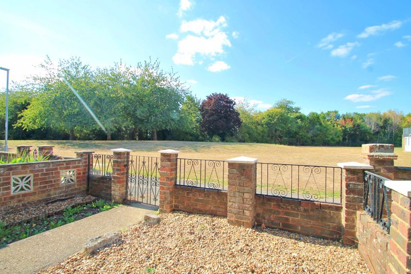 Property photo 2 of 14 Photo 12