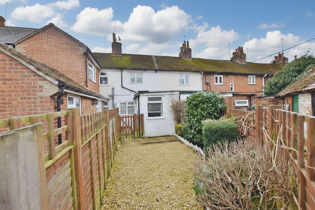 Property photo 3 of 5 Rear