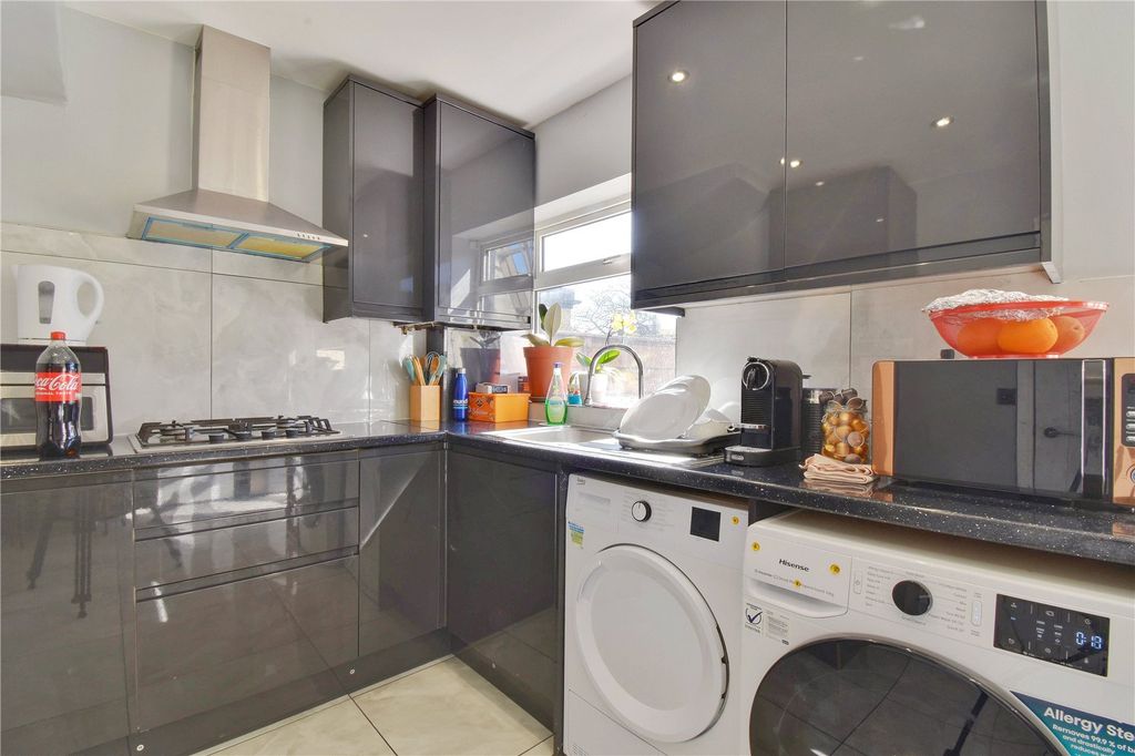 Property photo 3 of 8 Picture No. 03