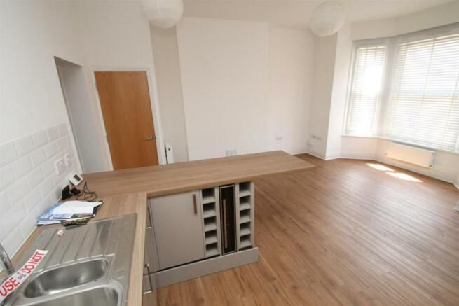 Property photo 2 of 7 Kitchen 2.Jpeg