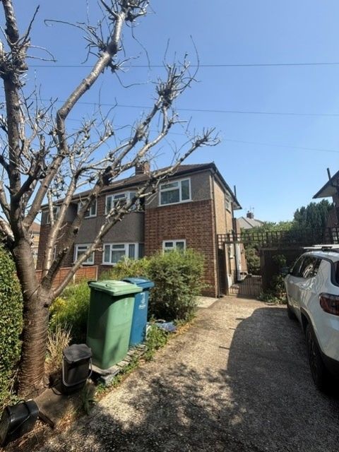 Property photo 1 of 6 1