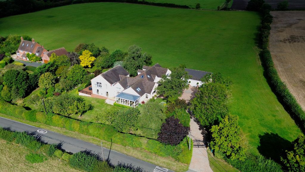 Property photo 1 of 41