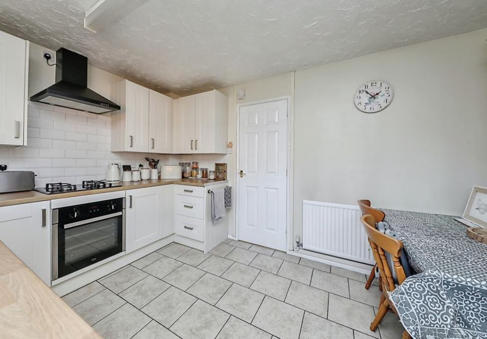 Property photo 2 of 8 Image