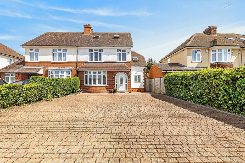 Property photo 1 of 59