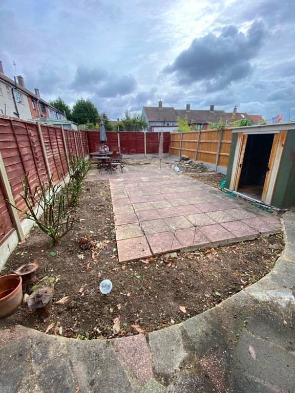 Property photo 2 of 11