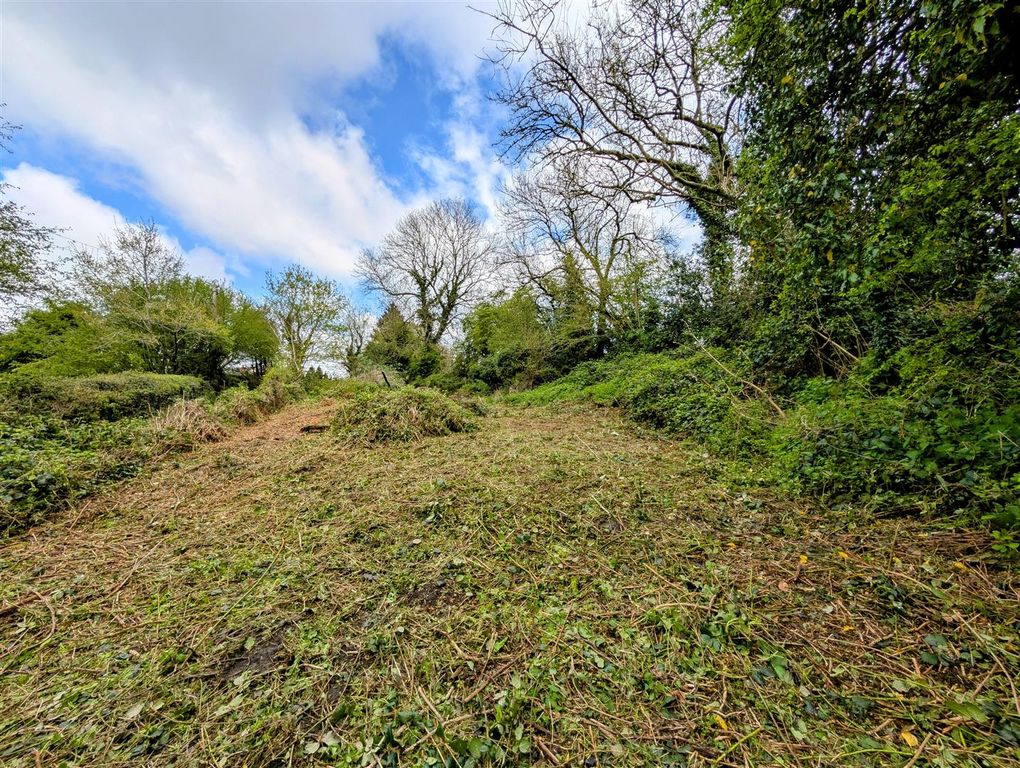 Property photo 3 of 10