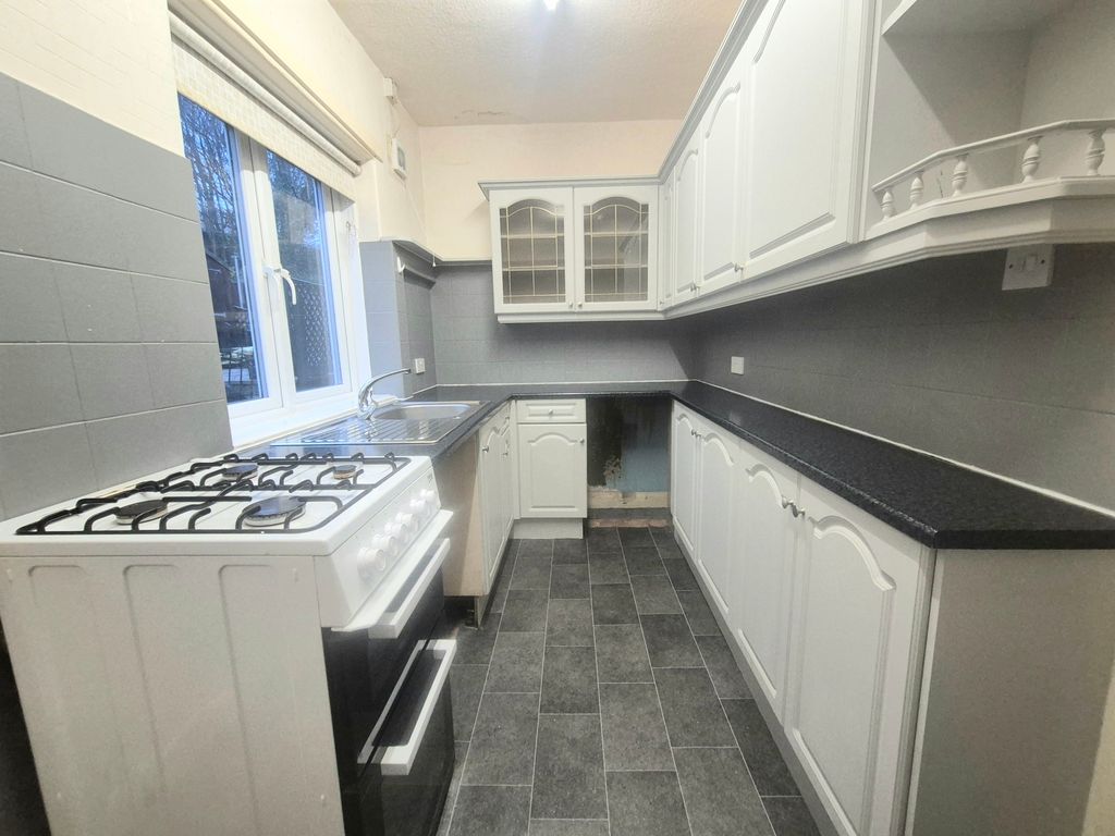 Property photo 3 of 9 Image