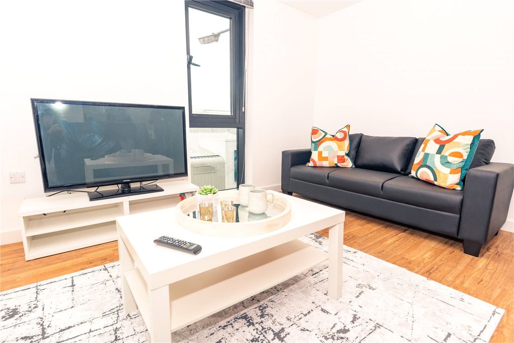 Property photo 3 of 15 Picture No. 45