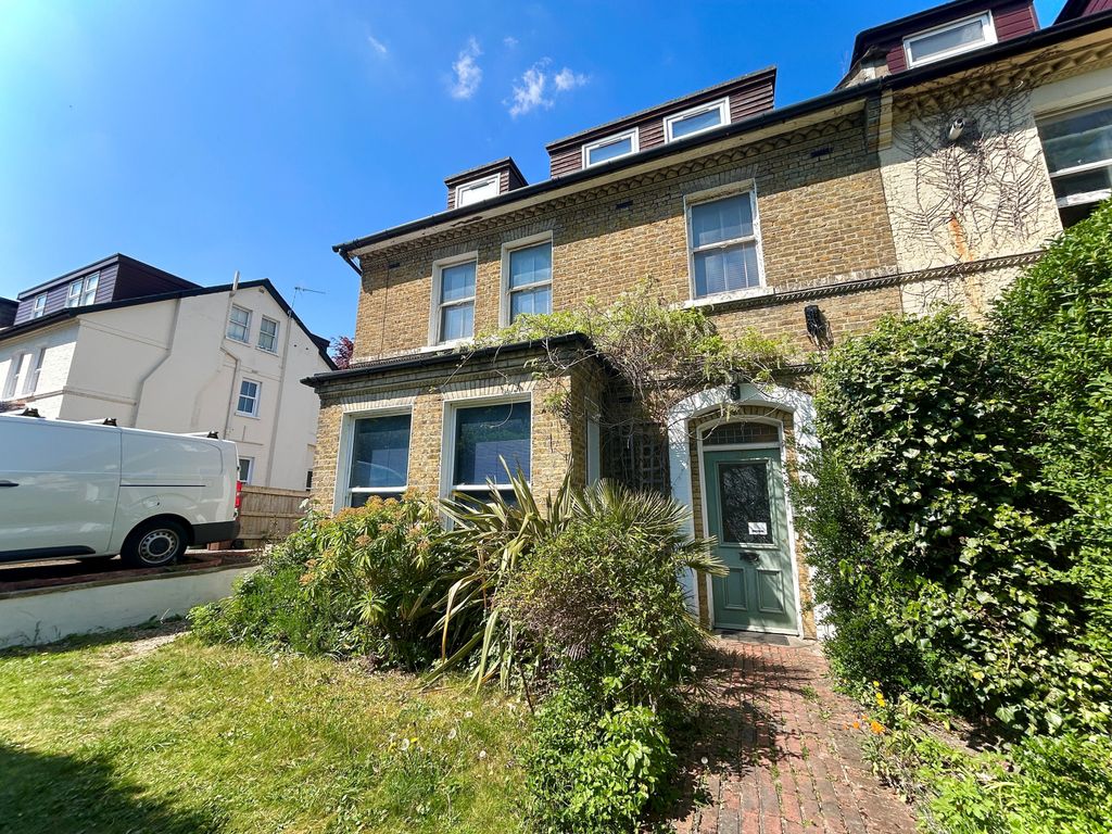 Property photo 1 of 8 1 Bed Flat To Rent Cavendish Road, Sutton Sm2