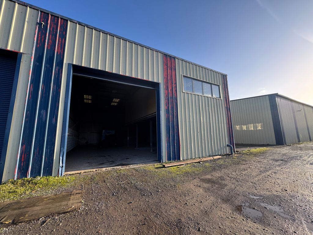 Property photo 2 of 6