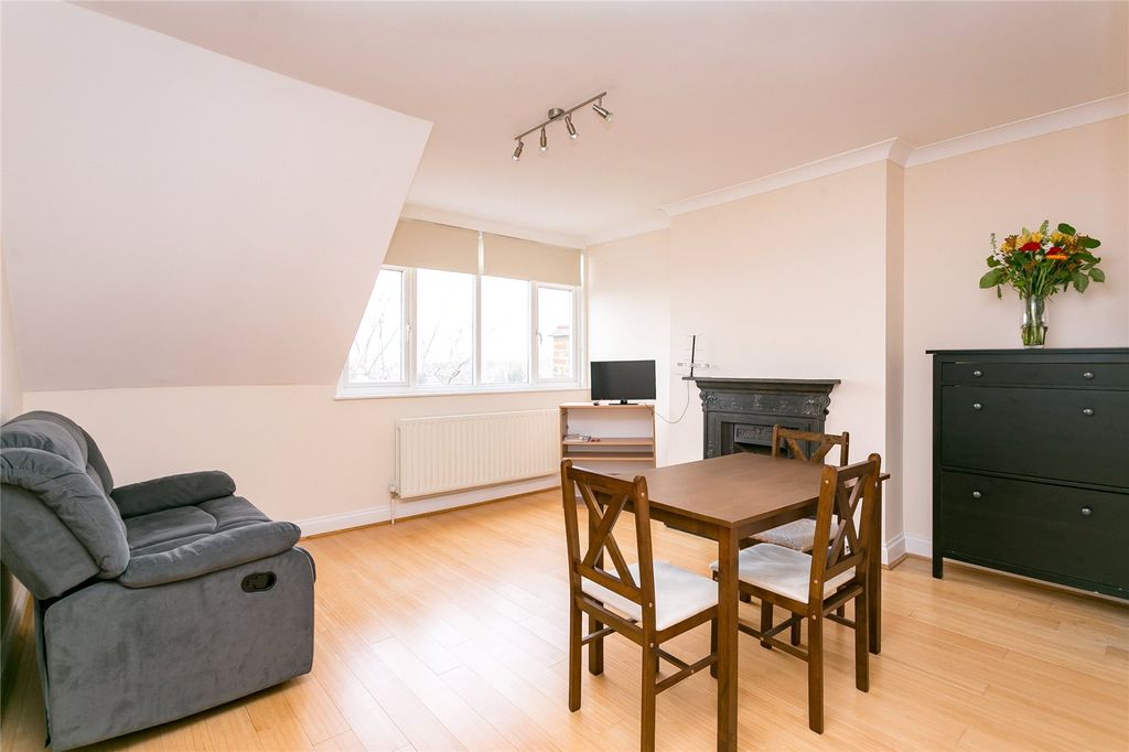 Property photo 2 of 7 Picture No. 09