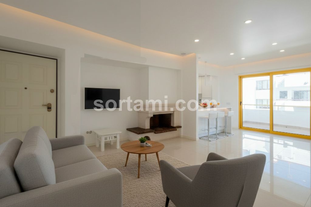 Property photo 3 of 31