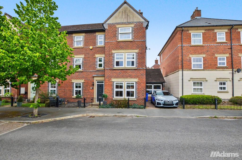 Property photo 1 of 38