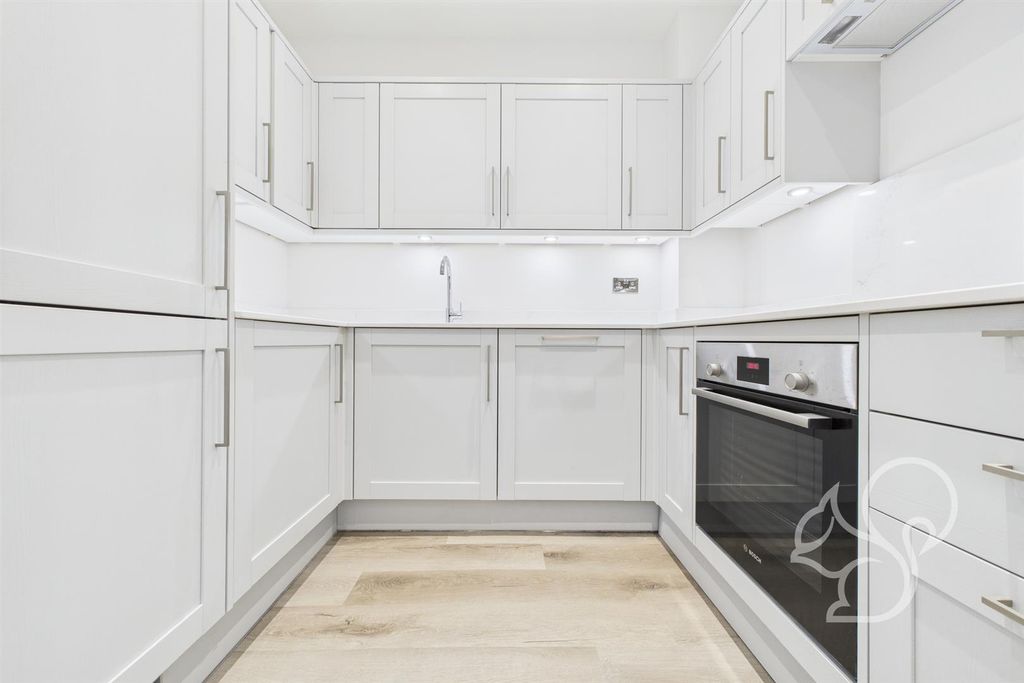 Property photo 3 of 9 Cam05287G0-Pr0091-Still005.Jpg