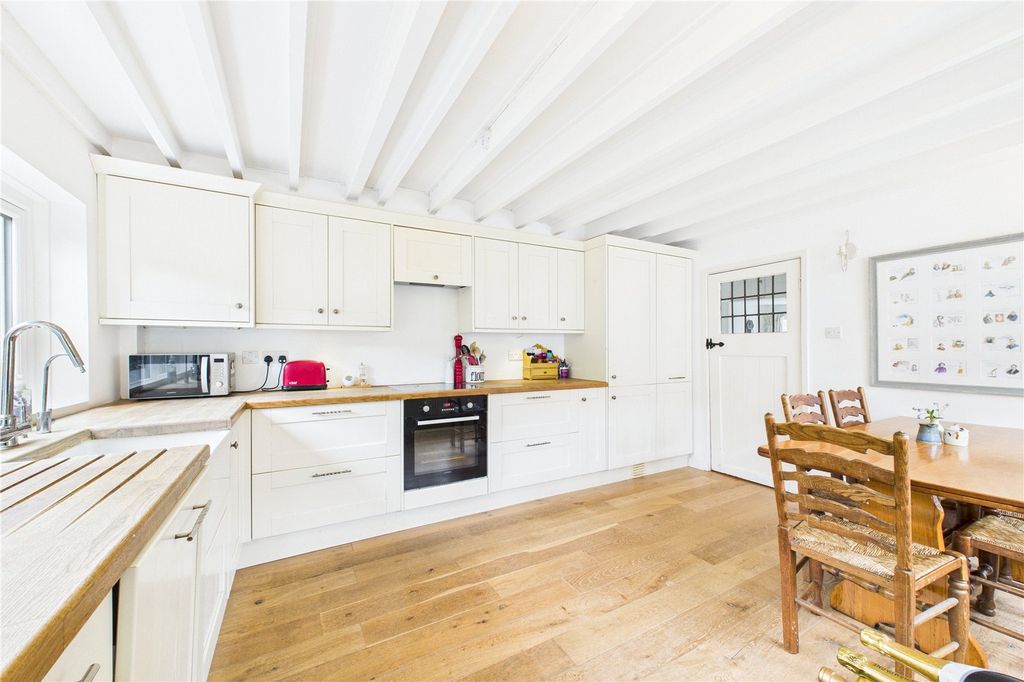 Property photo 2 of 19 Kitchen/Diner