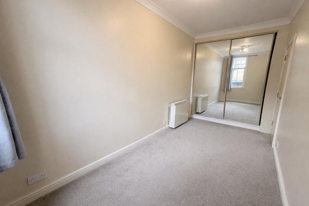 Property photo 2 of 10 Picture No. 38