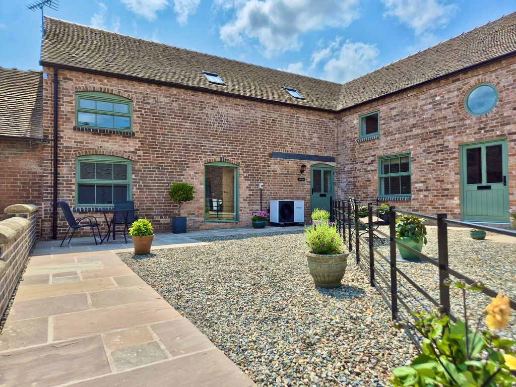 Property photo 1 of 26 Img_5604