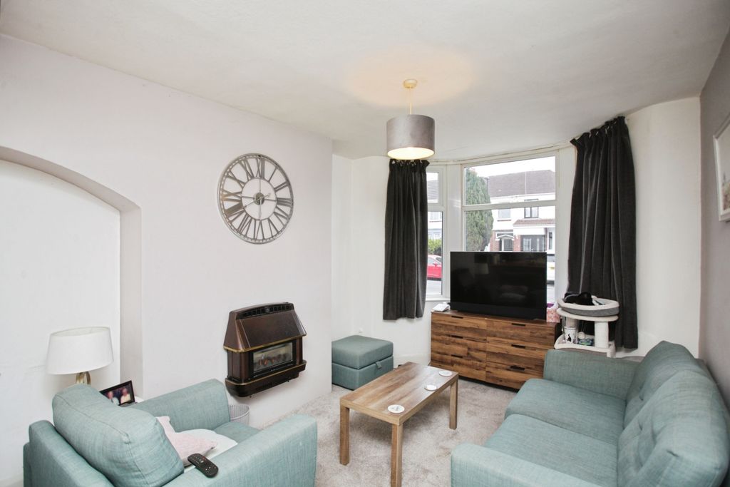 Property photo 2 of 15